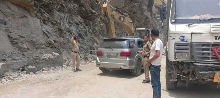 धारचूला – आदि कैलाश यात्रा मार्ग पर यातायात बहाल