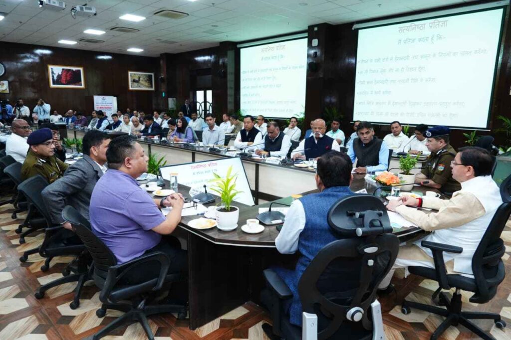 मुख्यमंत्री ने किया ‘‘सतर्कता-हमारी साझा जिम्मेदारी’’ थीम पर आधारित जन जागरूकता कार्यक्रम का शुभारंभ